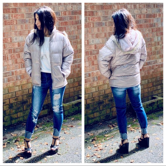 ✨LAST ONE✨Beautiful Hooded Puffer Zip Up Jacket - Picture 3 of 7